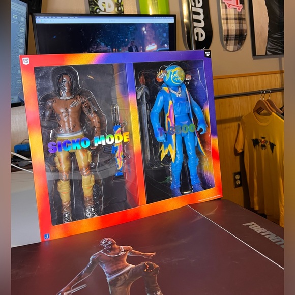 Travis Scott Fortnite action figure set. Including Sicko Mode & T-3500 - Picture 2 of 7